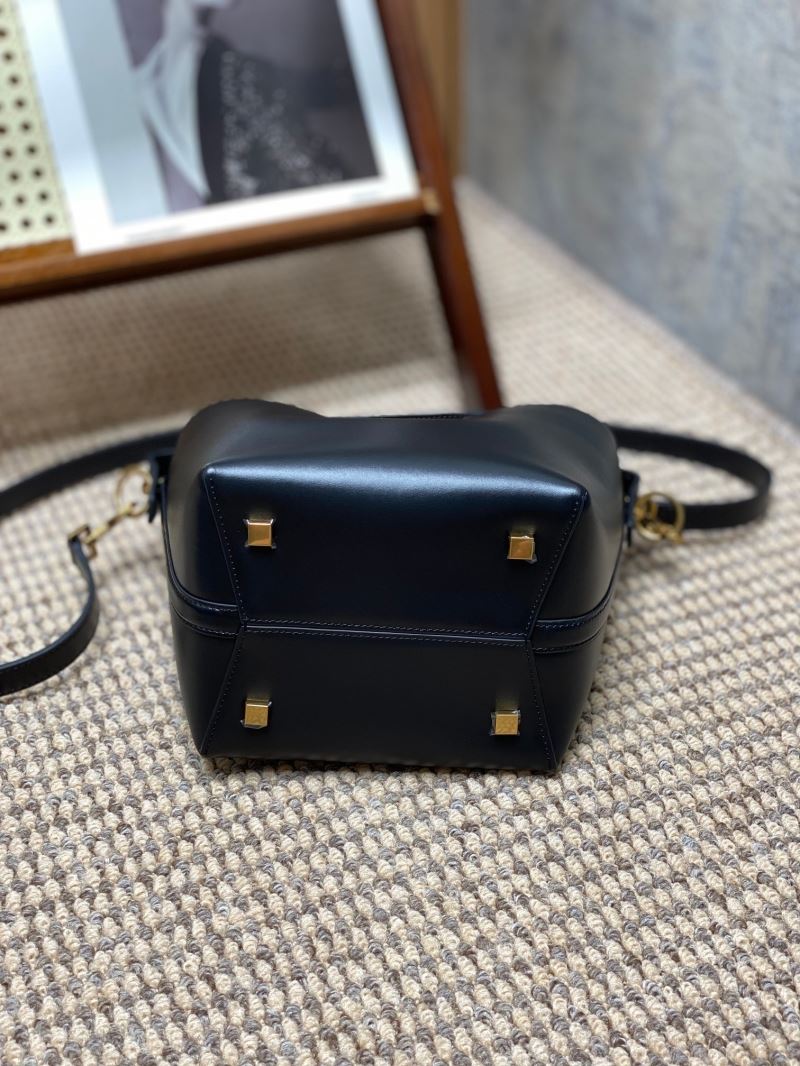 Y51 bucket bags